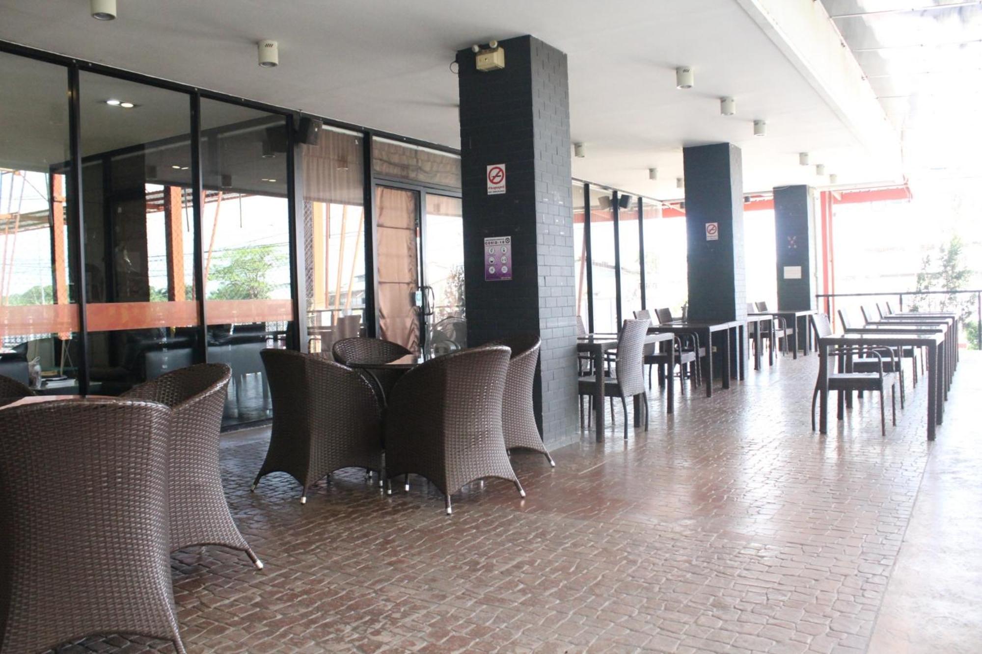 Phitsanulok United Hotel Eksteriør billede